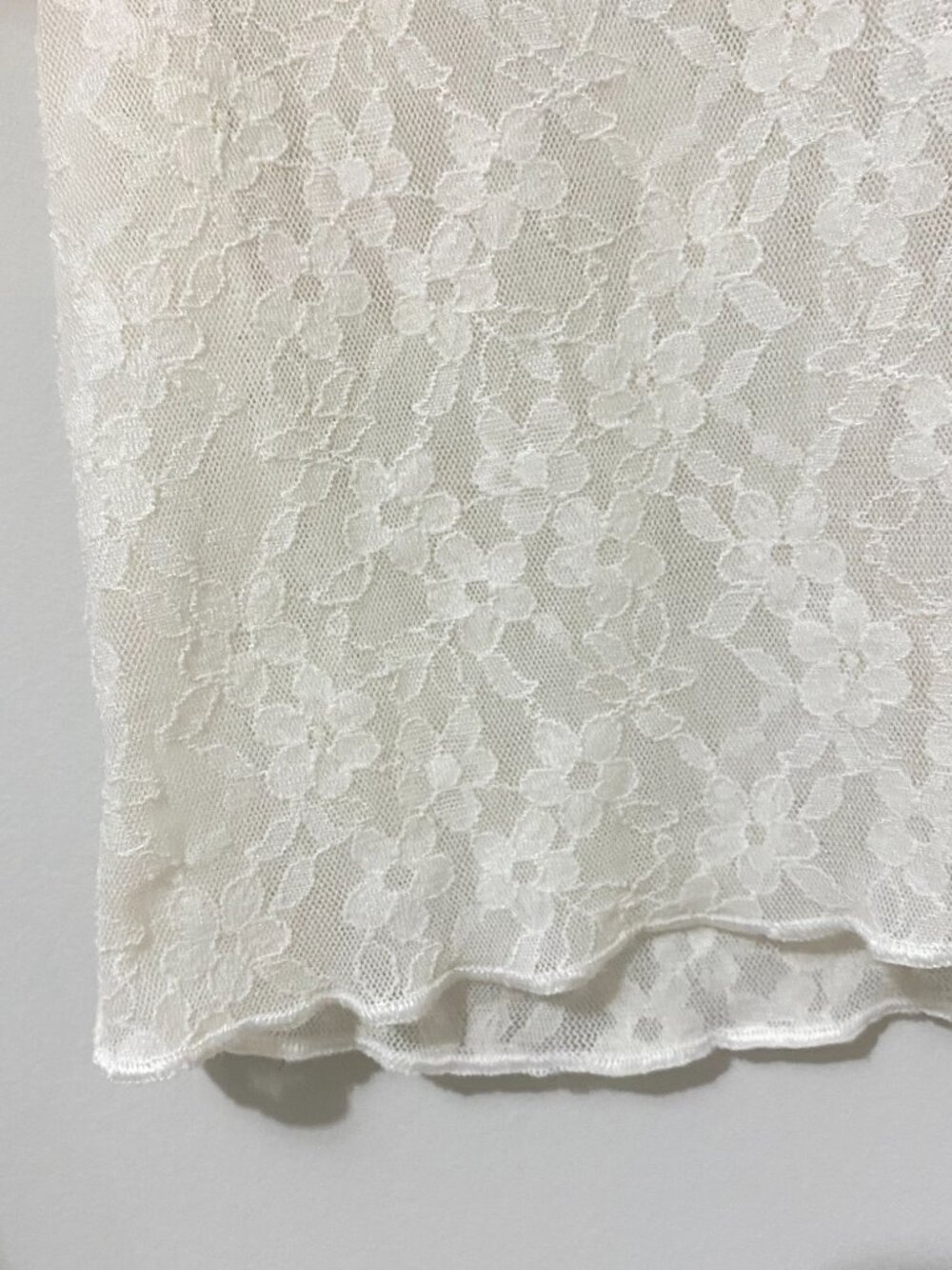 Wilfred Aritzia Fitted Sheer White Lace Long-sleeve Turtleneck Top Stretch - Picture 6 of 11